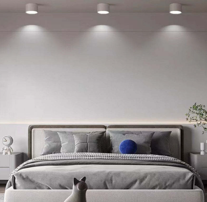 Lampa sufitowa LED nakładana