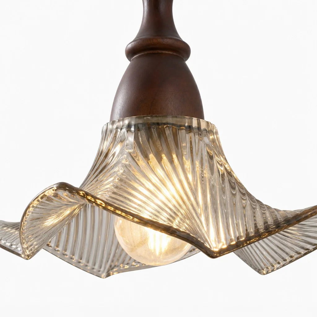 Flower-shaped pendant lamp