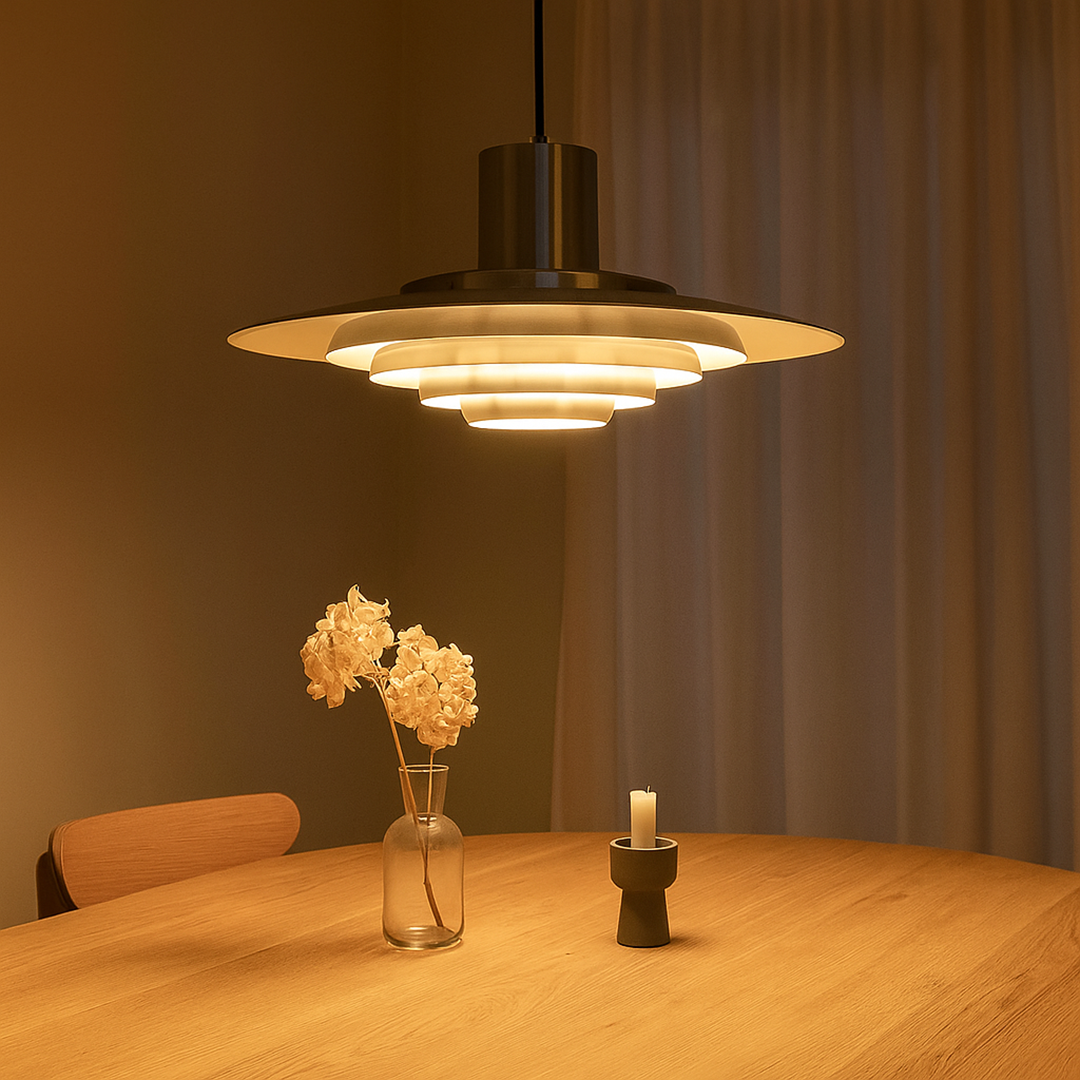 Lampa wisząca warstwowa