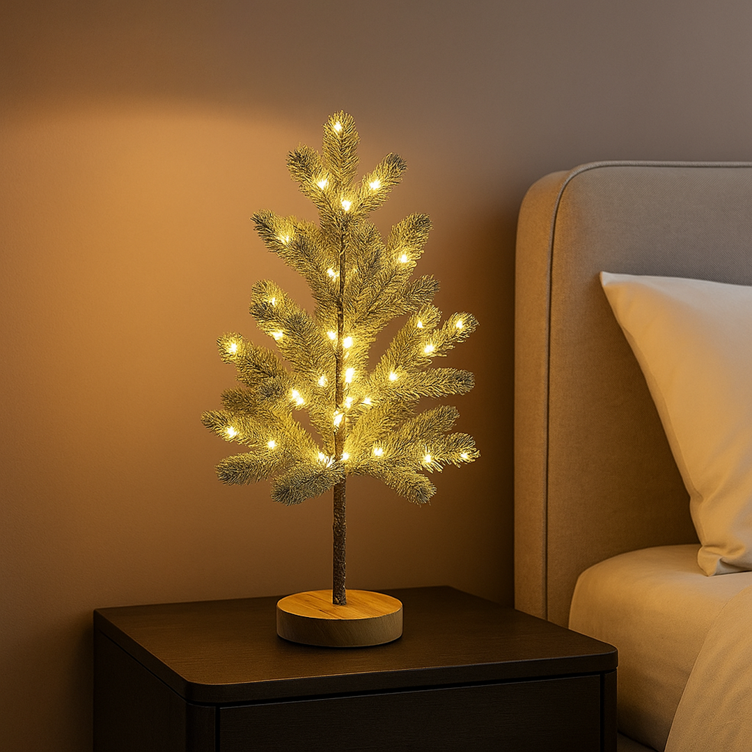 LED noční lampička ve tvaru vánočního stromku