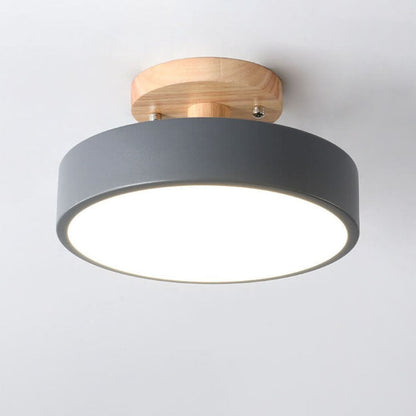 Lampa sufitowa LED z drewnianym mocowaniem