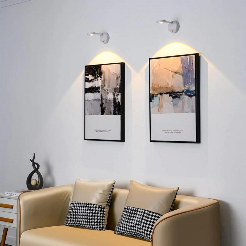 LED wall light with motion sensor