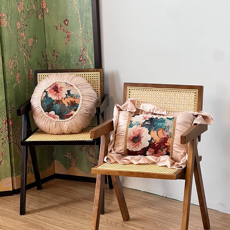 Poppy pillow with a ruffle