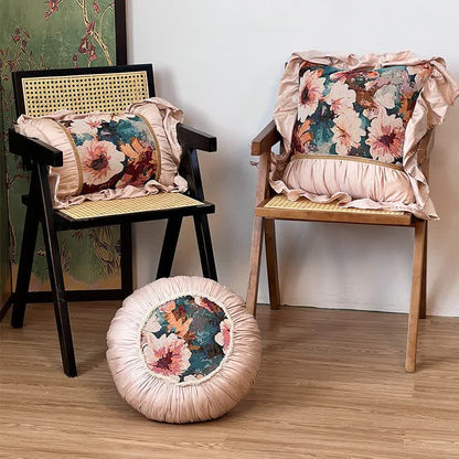 Poppy pillow with a ruffle