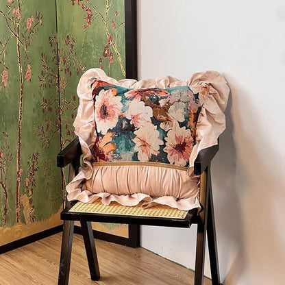Poppy pillow with a ruffle