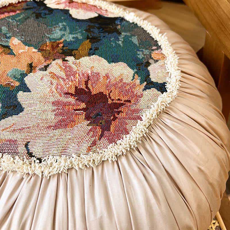 Poppy pillow with a ruffle