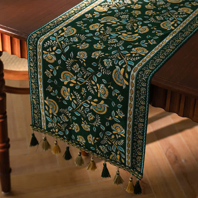 Jacquard table runner with branches