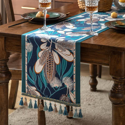 Jacquard table runner with corn pattern