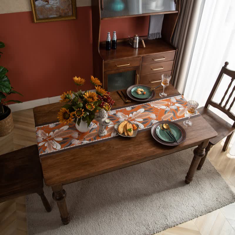 Jacquard table runner with corn pattern