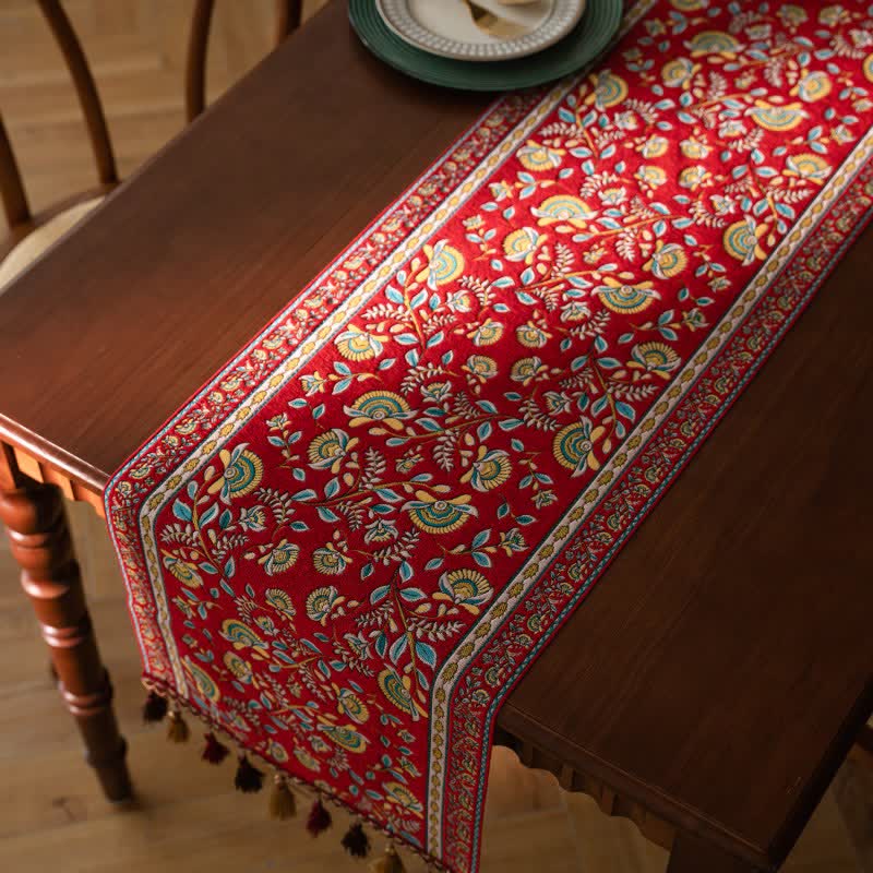Jacquard table runner with branches