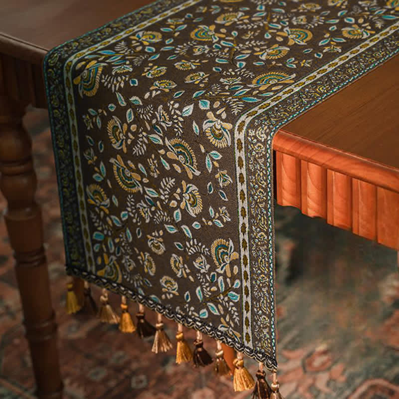 Jacquard table runner with branches