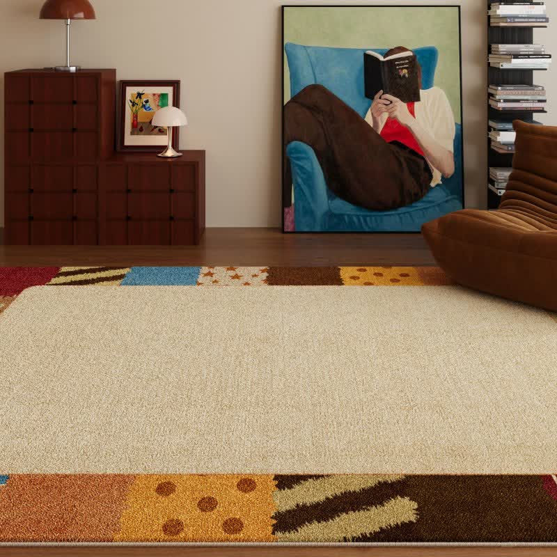 Patchwork rug with a washable border