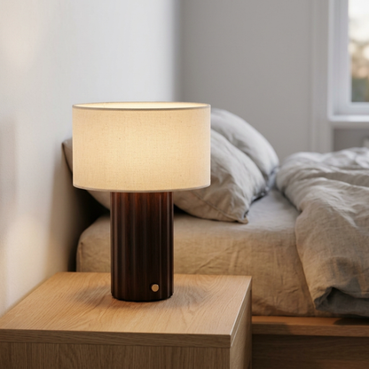 Bezdrátová stolní lampa s tienidlem