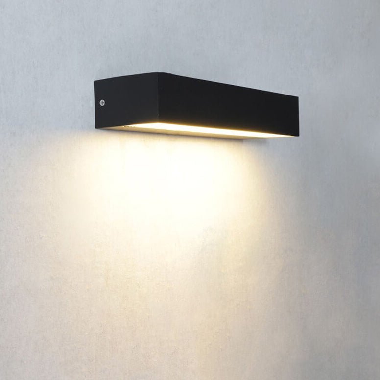 Lampa Ścienna LED do Oświetlenia Elewacji i Przestrzeni Zewnętrznych