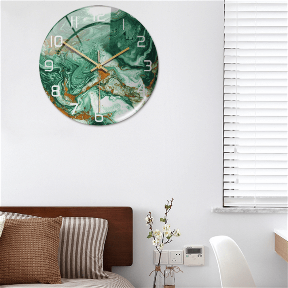 Marble-patterned wall clock