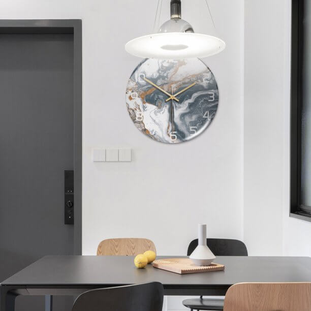 Marble-patterned wall clock