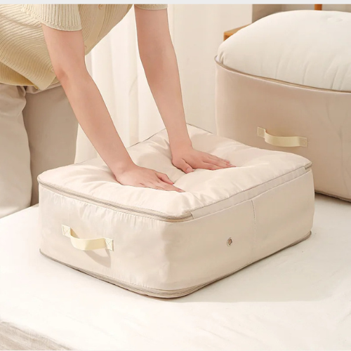 Worek kompresyjny do przechowywania ubrań i tekstyliów z systemem zamykania