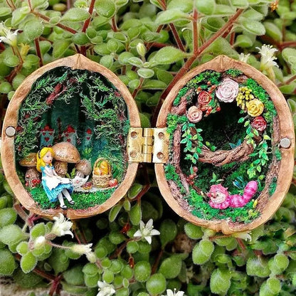 Miniaturowy Domek w Łupinie Orzecha z Oświetleniem LED i Ręcznie Wykonanymi Elementami