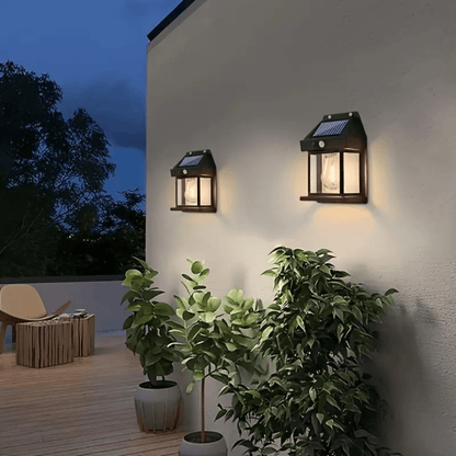 Lampa solarna ścienna