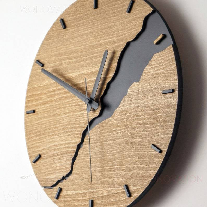 Zegar ścienny drewniany minimalistyczny