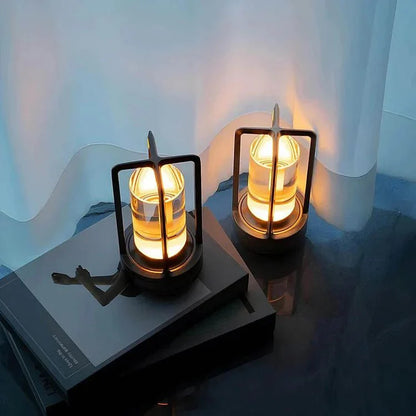 Lampa stołowa LED z kryształowym kloszem i regulacją jasności USB