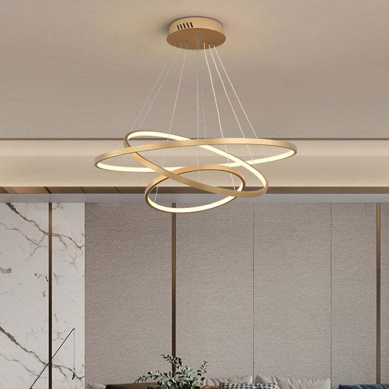 Lampa wisząca LED z trzema pierścieniami i pilotem do regulacji światła