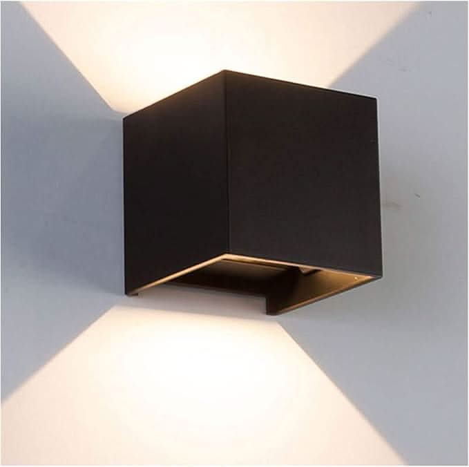 Lampa ścienna LED z wyborem barwy
