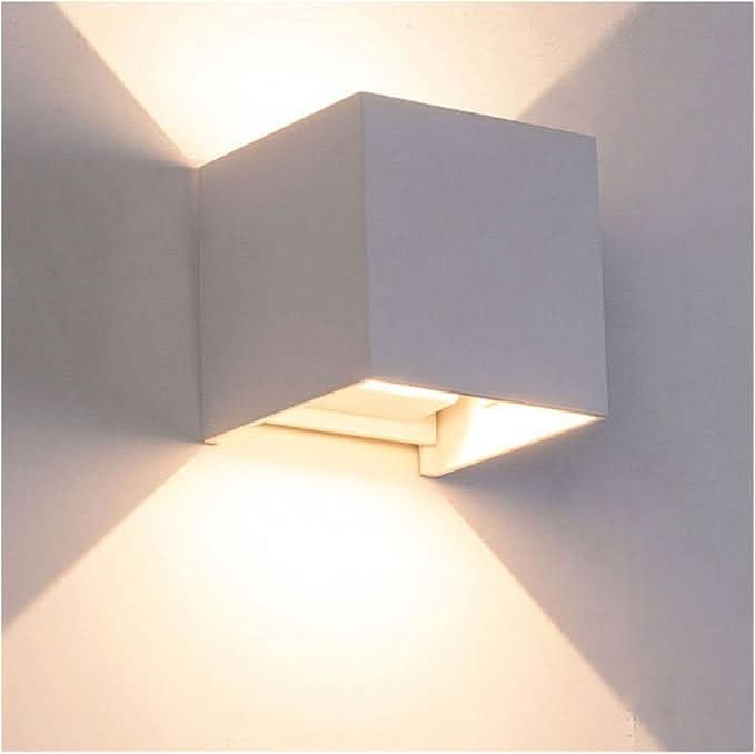 Lampa ścienna LED z wyborem barwy