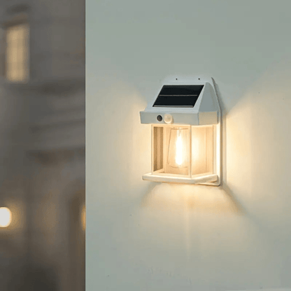 Lampa solarna ścienna