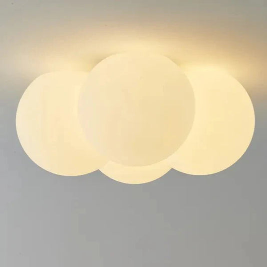 Lampa sufitowa LED w kształcie chmury z regulacją barwy światła