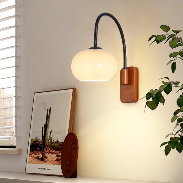 Lampa ścienna z kloszem szklanym E27 z regulowanym kątem światła do wnętrz