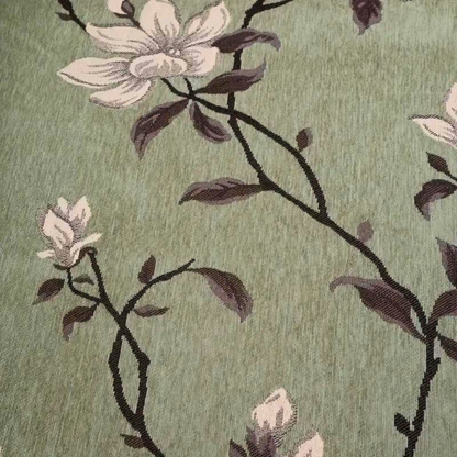 Narzuta w kwiaty z frędzlami