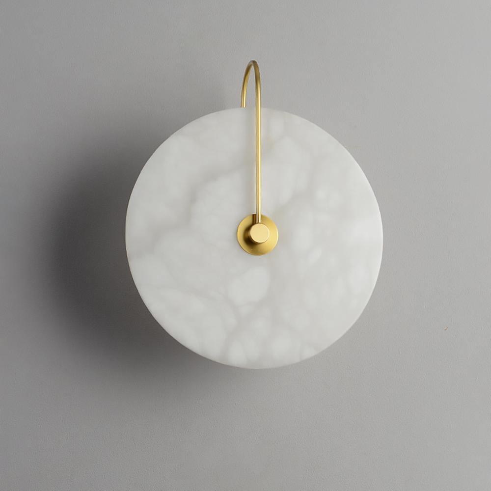 Alabaster wall light with a round shade