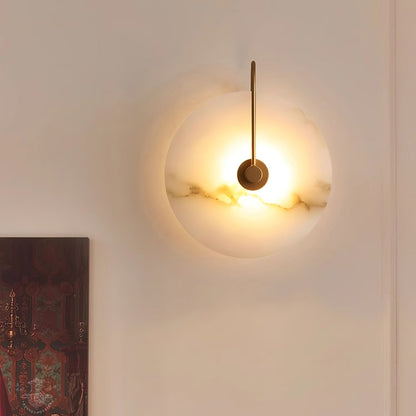 Alabaster wall light with a round shade