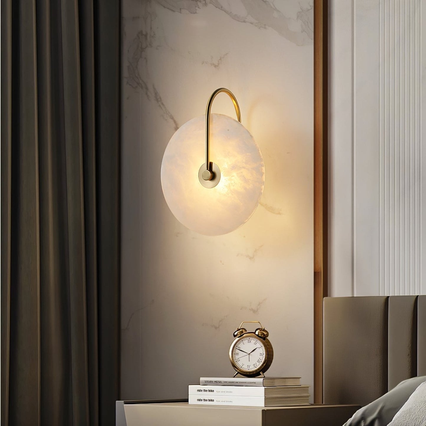 Alabaster wall light with a round shade