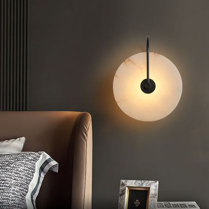 Alabaster wall light with a round shade