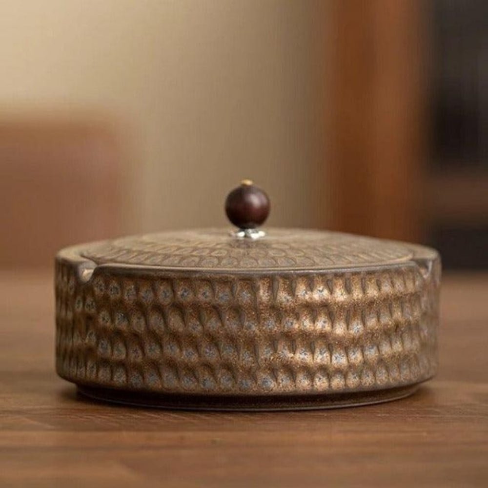 Ceramiczna Popielniczka z Drewnianą Pokrywką 12,5 cm do Użytku Wewnętrznego i Zewnętrznego