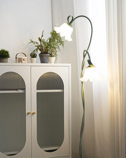 Lampa podłogowa LED E27 z motywem kwiatowym 2–3 punkty świetlne do salonu