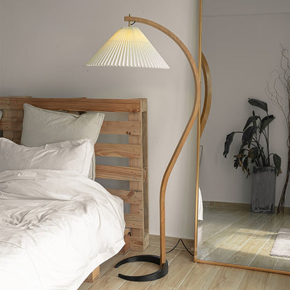 Lampa podłogowa z drewnem bukowym i metalową konstrukcją z gwintem E27