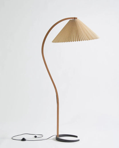 Lampa podłogowa z drewnem bukowym i metalową konstrukcją z gwintem E27