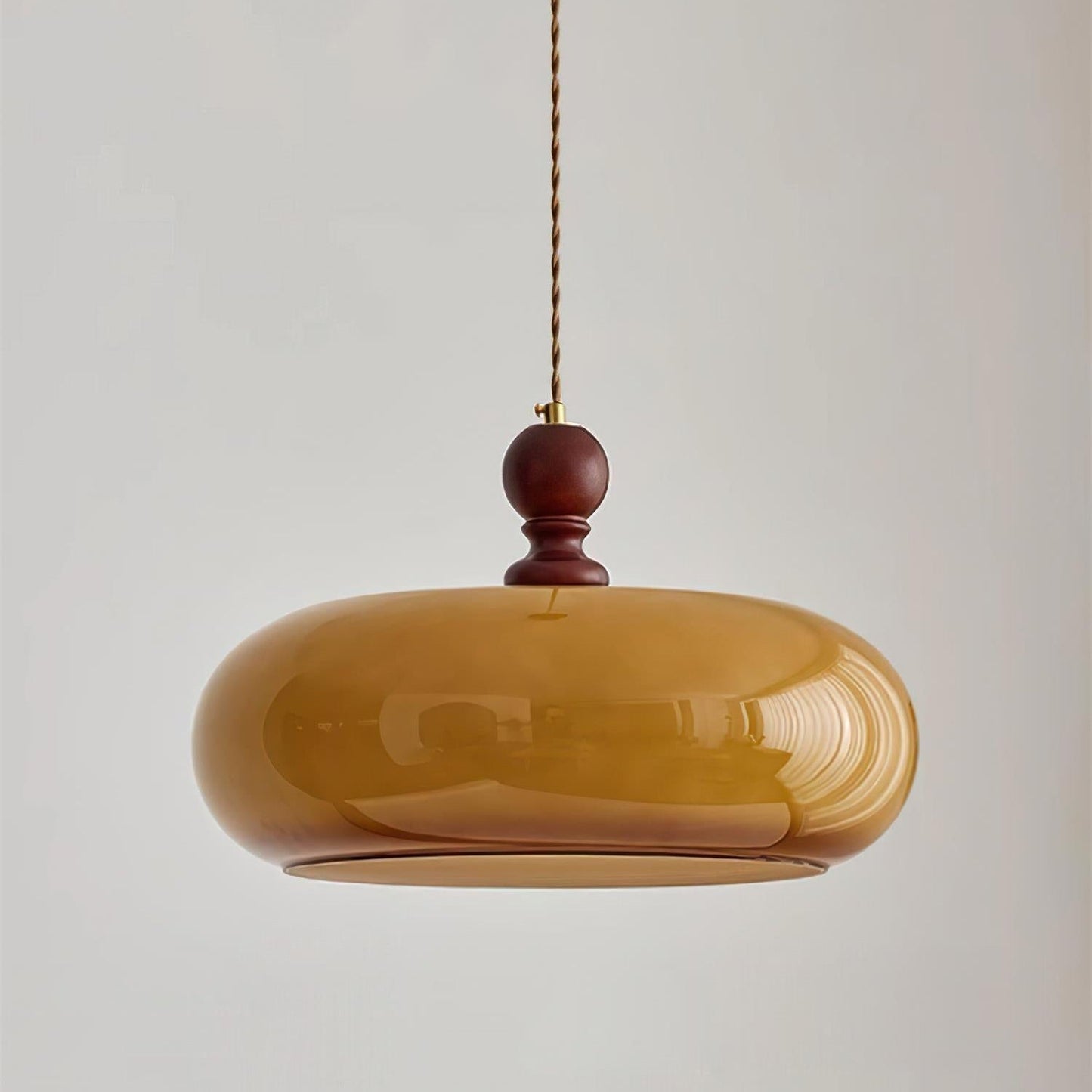 Lampe suspendue avec abat-jour ambré