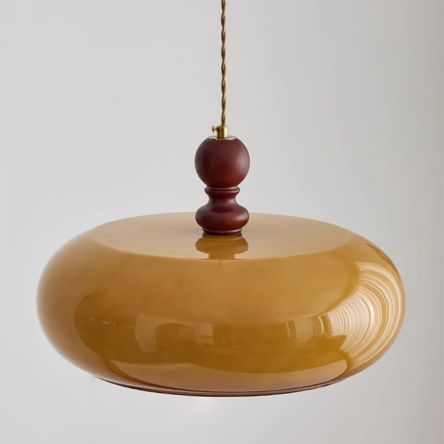 Lampe suspendue avec abat-jour ambré