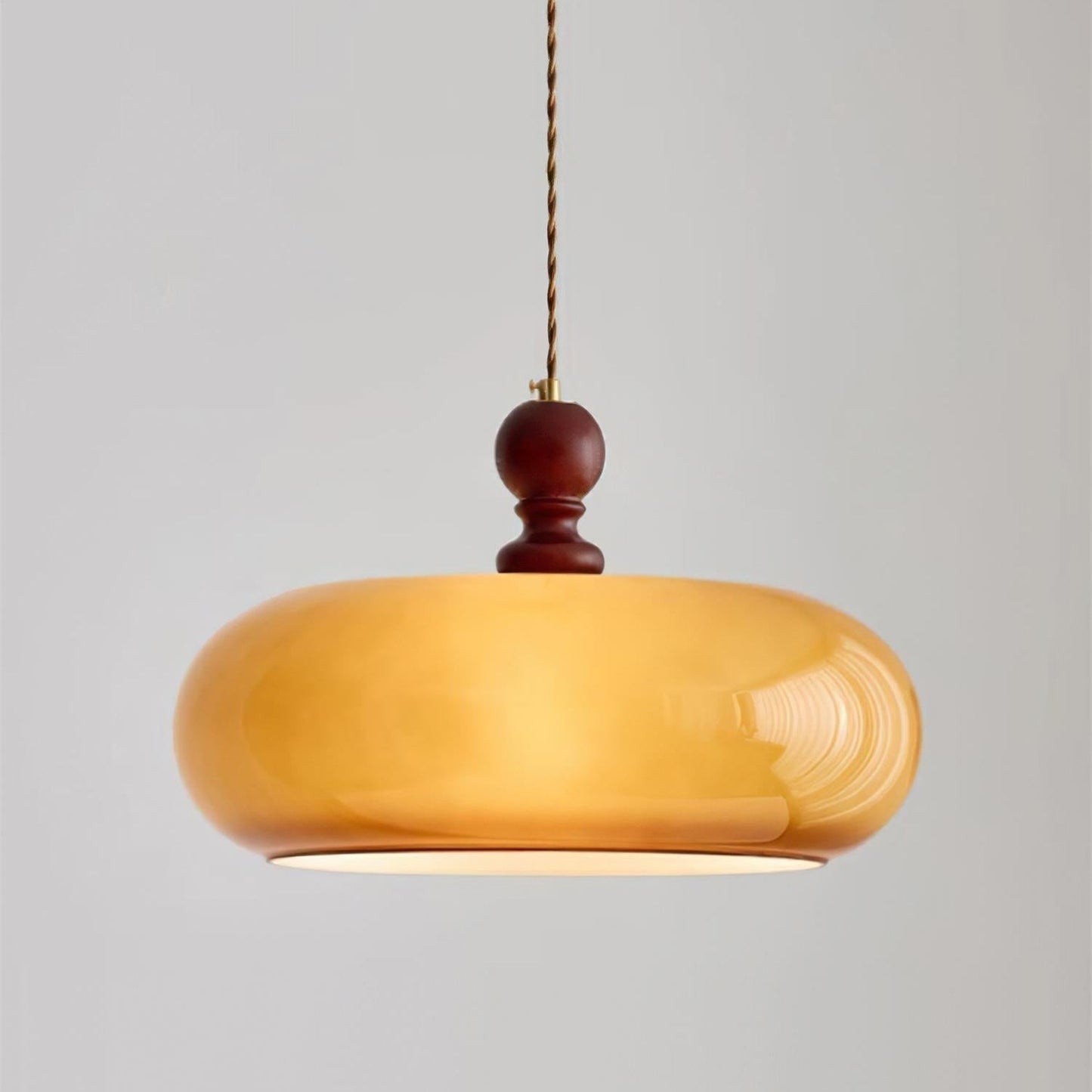 Lampe suspendue avec abat-jour ambré