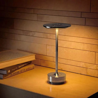 Wireless table lamp with adjustable color temperature