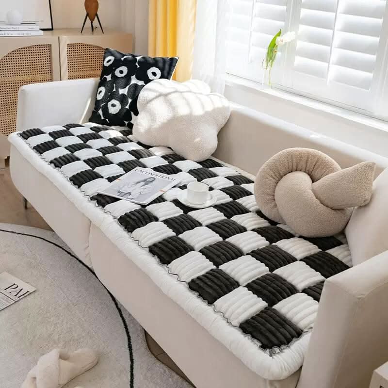 Pet blanket with a non-slip underside