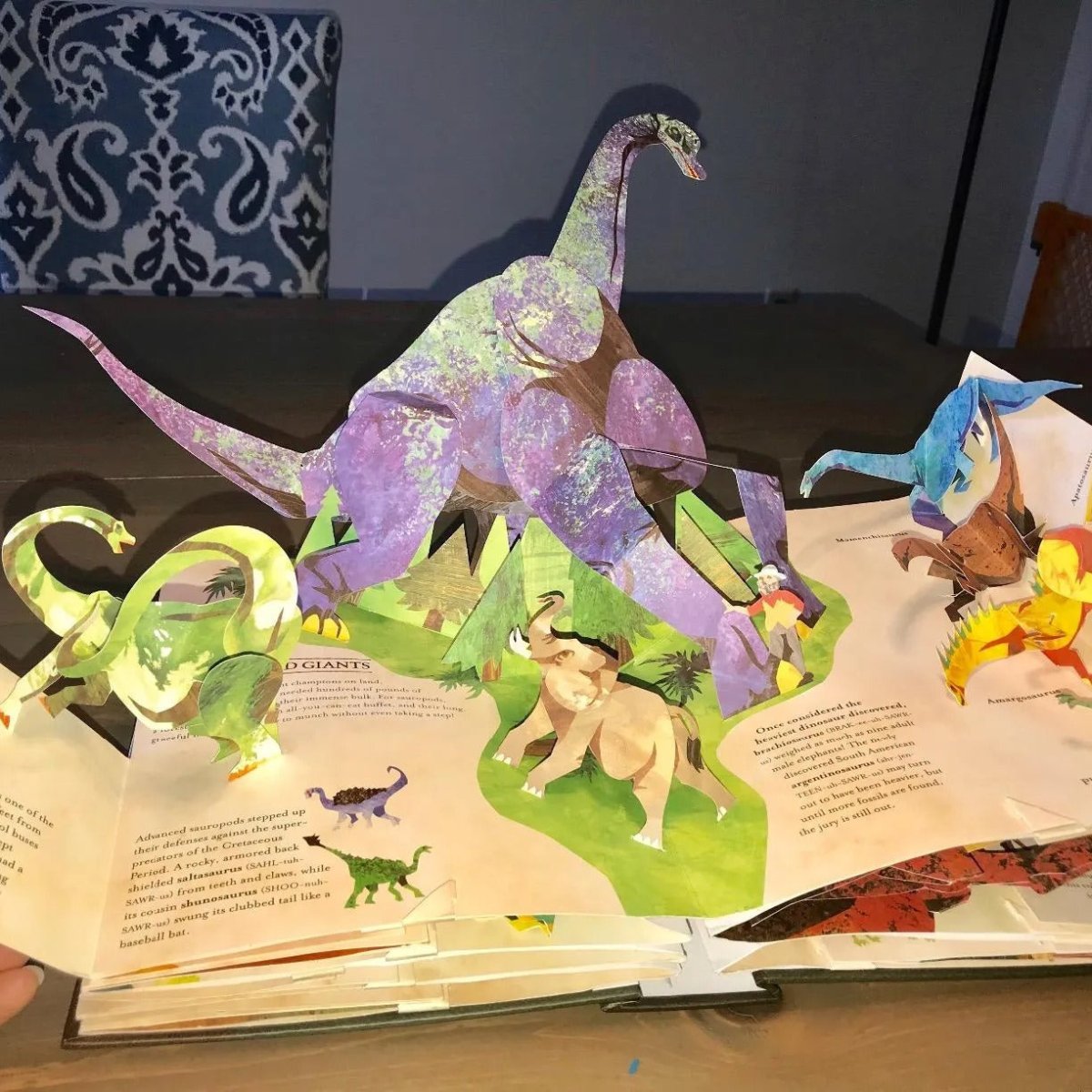 Książka dla Dzieci 3D Pop-up o Dinozaurach z Interaktywnymi Ilustracjami Edukacyjnymi