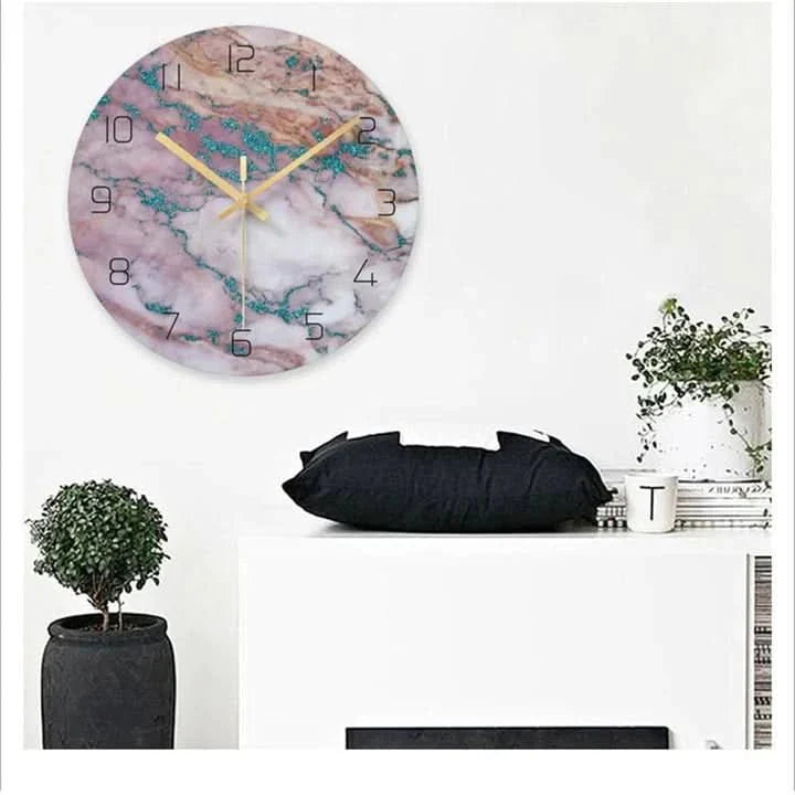 Marble-effect wall clock