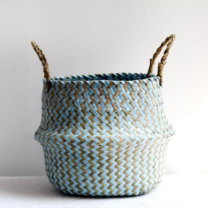 Foldable wicker basket