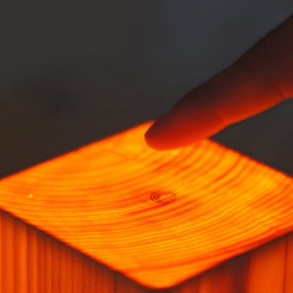 Lampka LED dotykowa z akumulatorem do biurka i sypialni