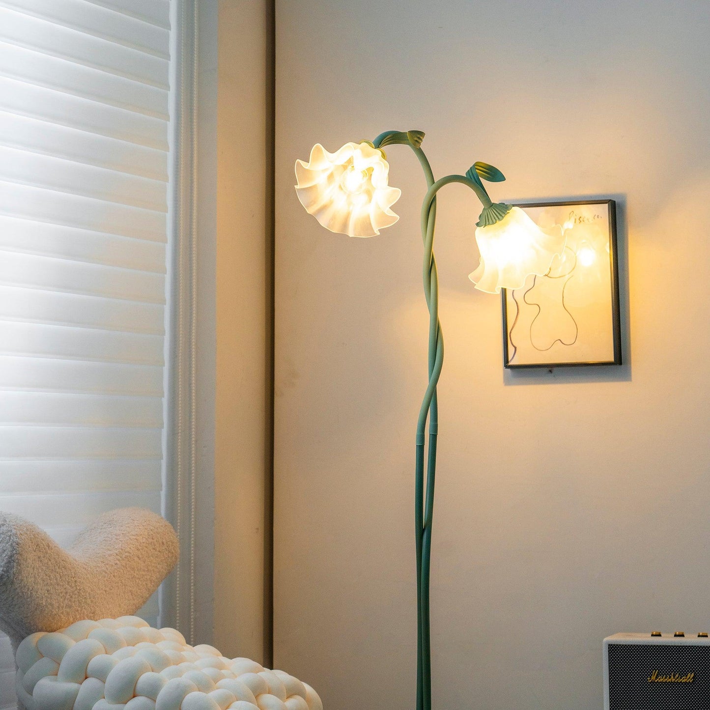 Lampa podłogowa LED E27 z motywem kwiatowym 2–3 punkty świetlne do salonu